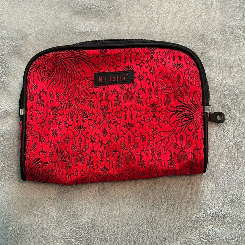NWOT Makeup Case